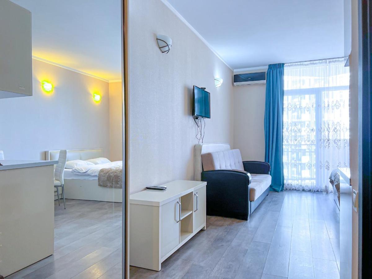 Tower Apartments バトゥーミ エクステリア 写真